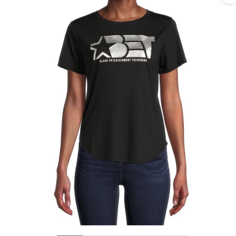 💜BET Juniors Short Sleeve Graphic T-shirt